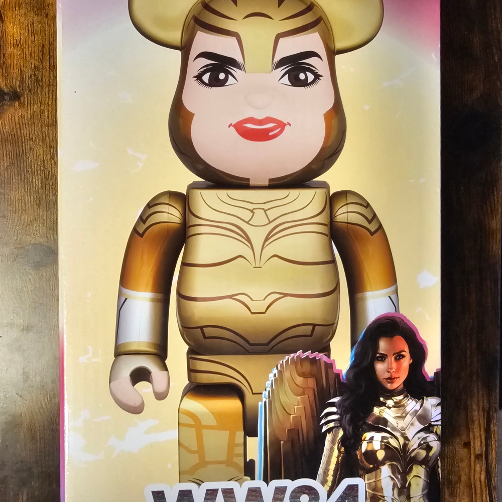 DC Bearbrick Wonder Woman WW84 Collectible